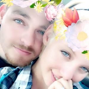 Meet your Posher, Kenzie